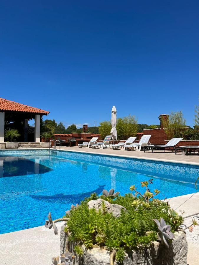 Apartament Gorana Apartman With Swimming Pool Jelsa  Zewnętrze zdjęcie