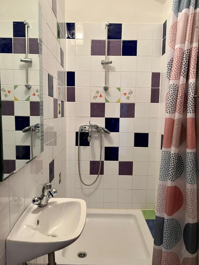 Apartament Gorana Apartman With Swimming Pool Jelsa  Zewnętrze zdjęcie